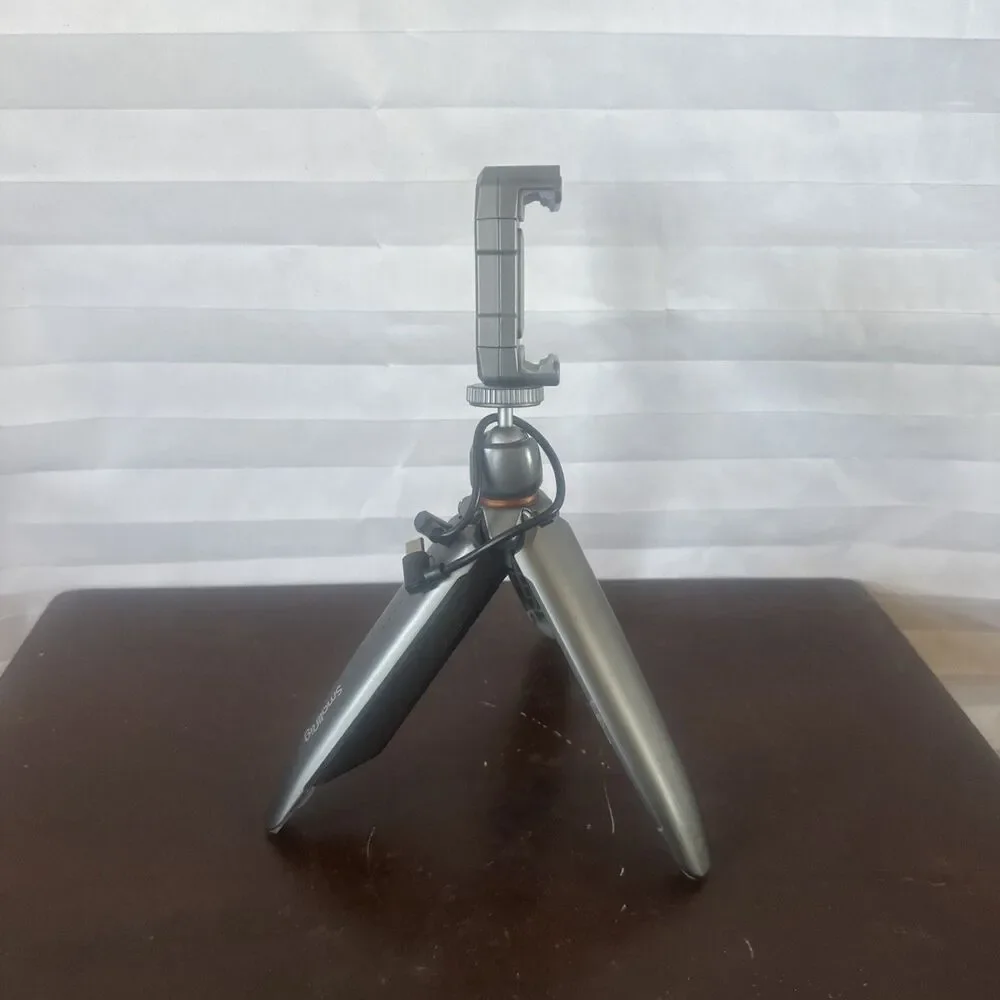 SmallRig 3108 Charging Tripod – Mini Desktop Tripod with Built-In Power Bank